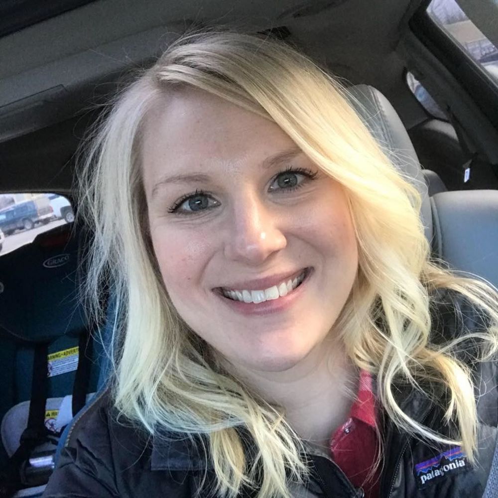 Meet your Posher, Laura